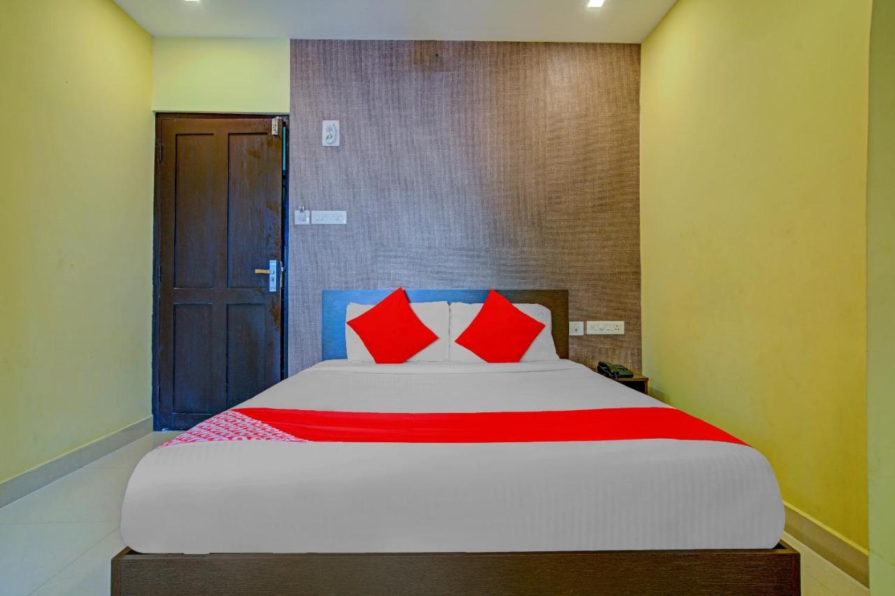 Oyo Flagship 77876 Amigo Suites Коччи Экстерьер фото
