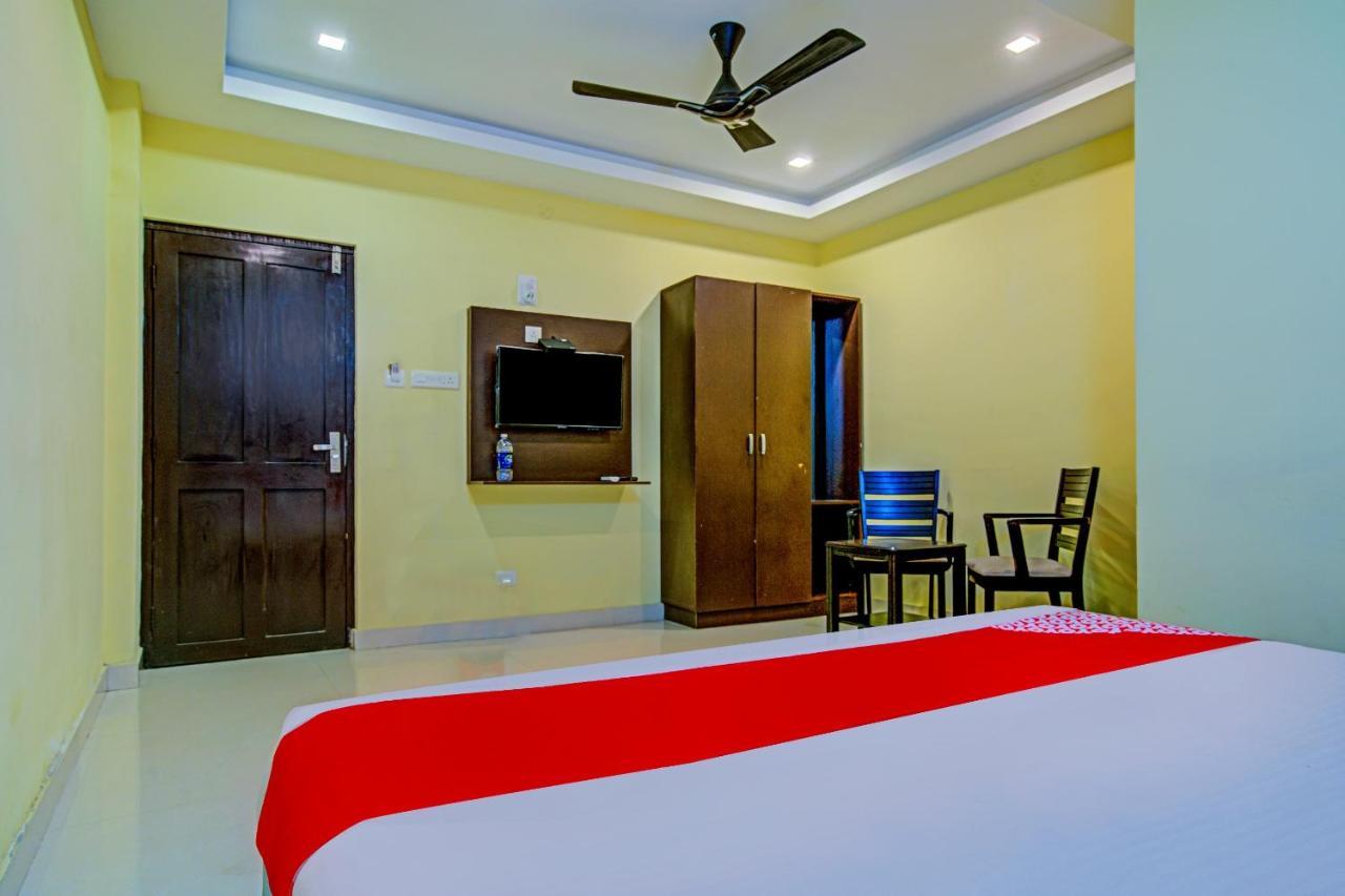 Oyo Flagship 77876 Amigo Suites Коччи Экстерьер фото