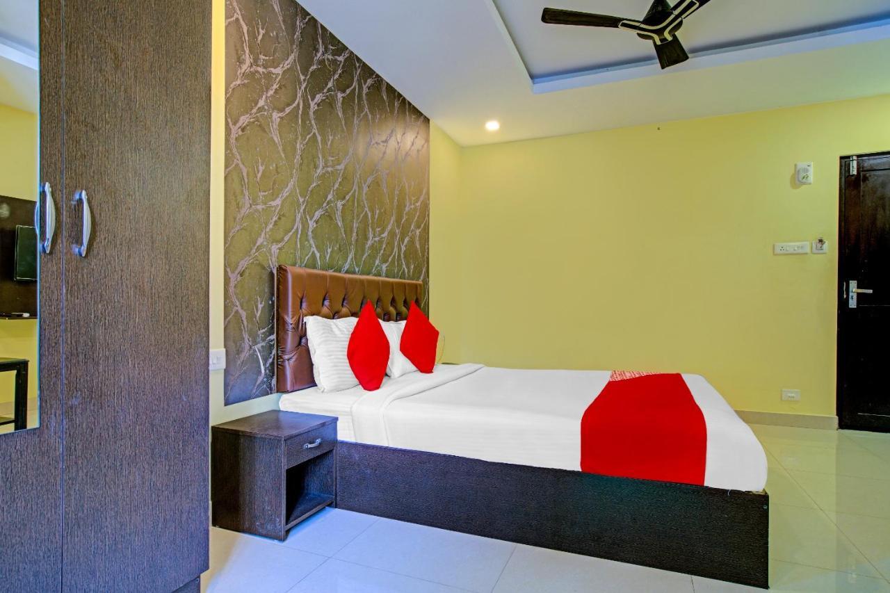 Oyo Flagship 77876 Amigo Suites Коччи Экстерьер фото