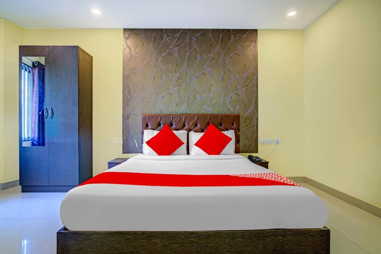 Oyo Flagship 77876 Amigo Suites Коччи Экстерьер фото